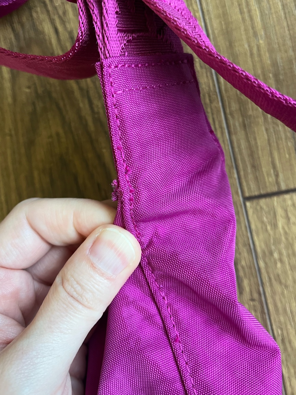 BAGGU Deep Fuchsia Medium Crescent BNWT - Picture 12 of 12